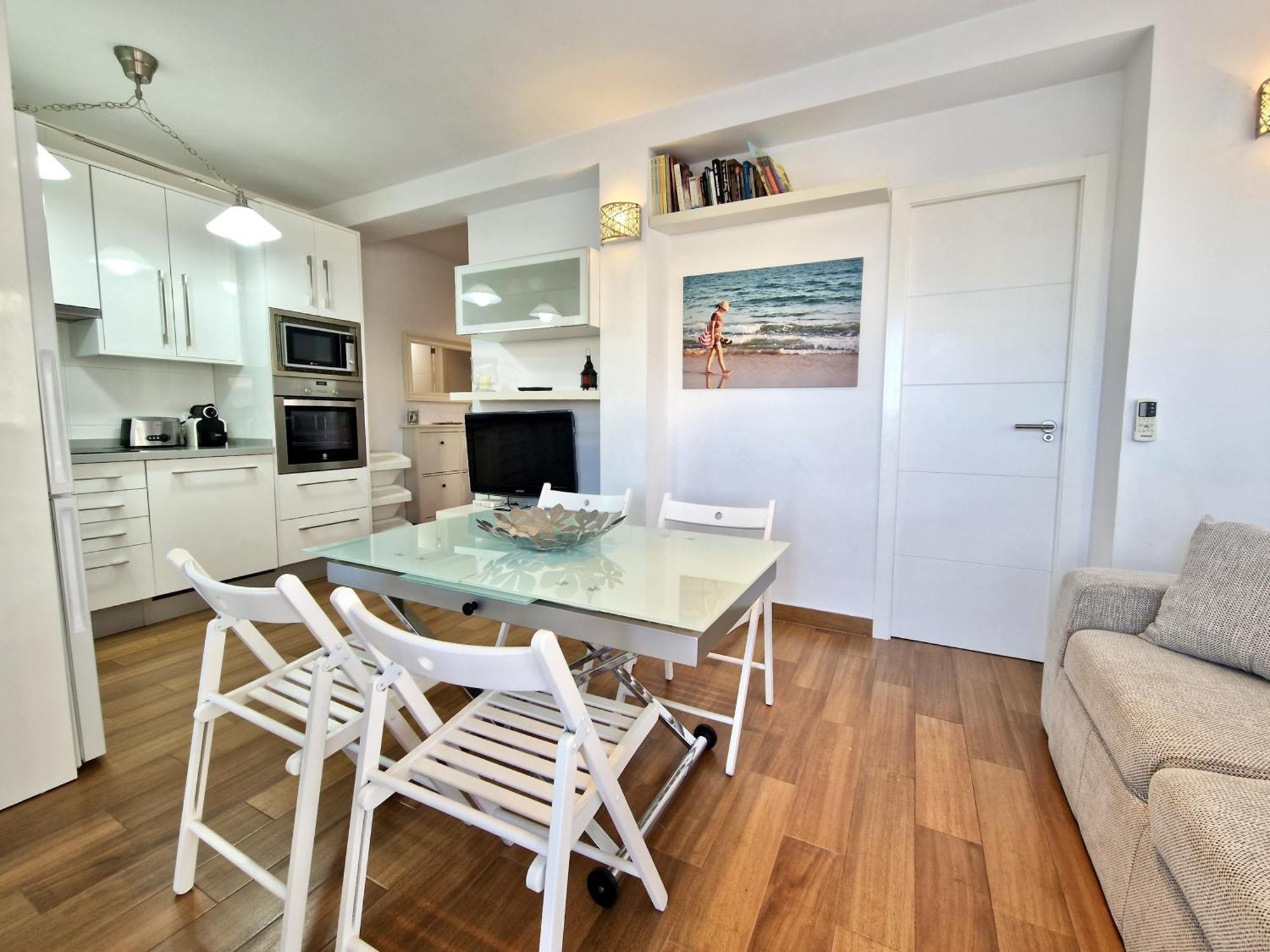 Sr Mediterraneo Playa De La Carihuela Торремолинос Экстерьер фото